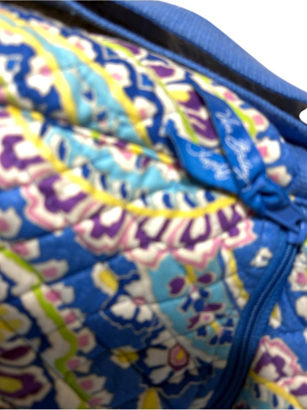 Vera Bradley Quilted Messenger Bag, Capri Blue Paisley, EUC - Picture 8 of 11